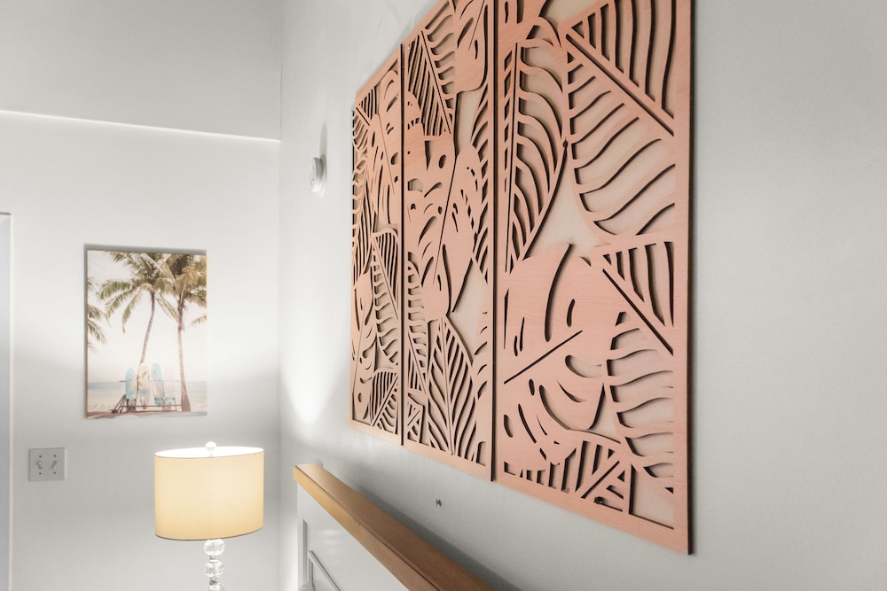 Maui Banyan A-202 by Maui Rental Group
