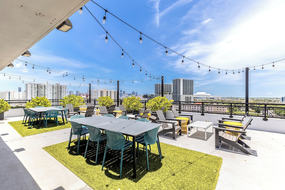 3Bedroom 2 Bath Condo