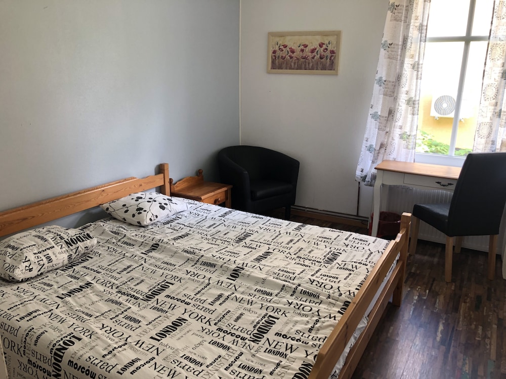 Målerås Vandrarhem B&B