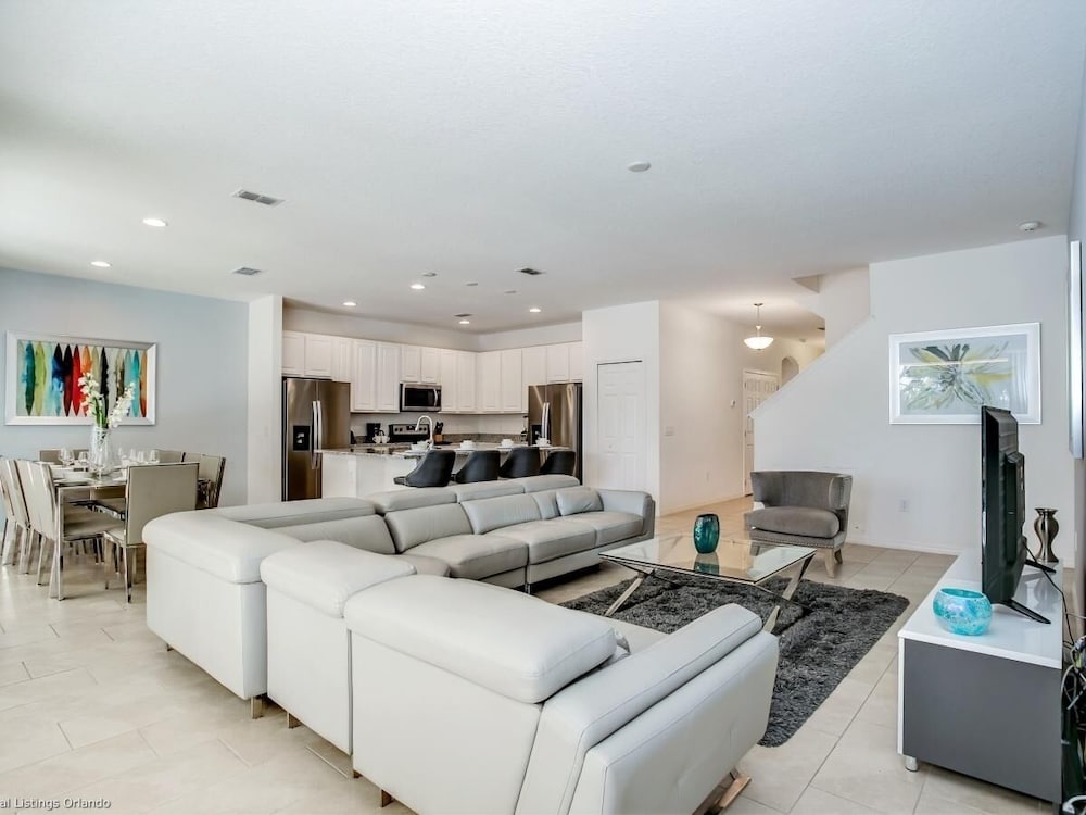 Gorgeous 9bd In The Solterra Resort! 9 Bedroom Home by RedAwning view 2