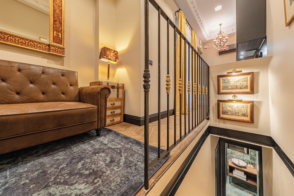 Casa 1862 Heritage Suites by Stay Unique