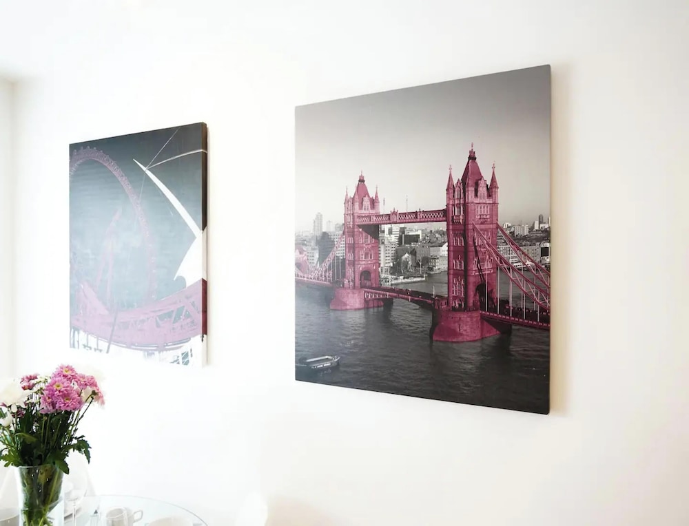 Superior Canary Wharf  O2 Arena 2Bed