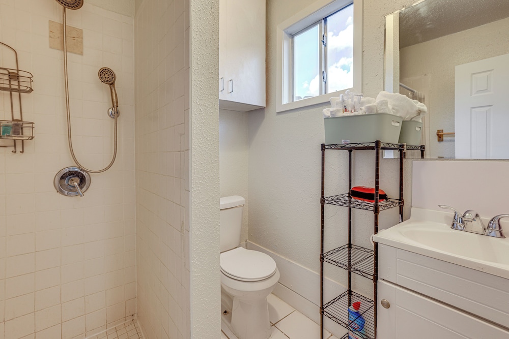 Suburban Home By Arthur Storey Park & HCA Houston!
