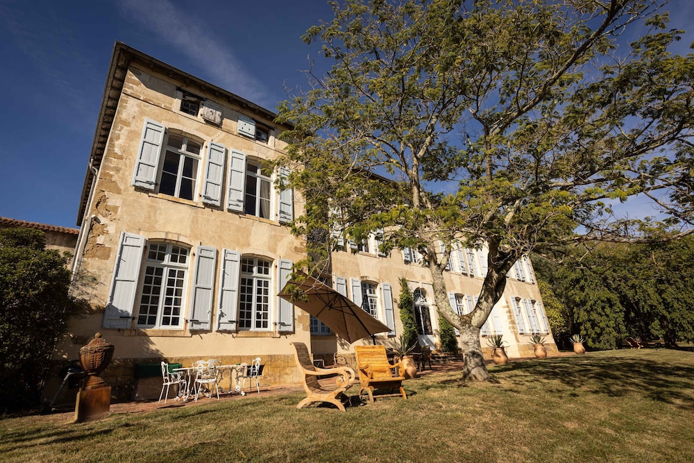 18th Century Ch Teau With Stunning Pool Gardens