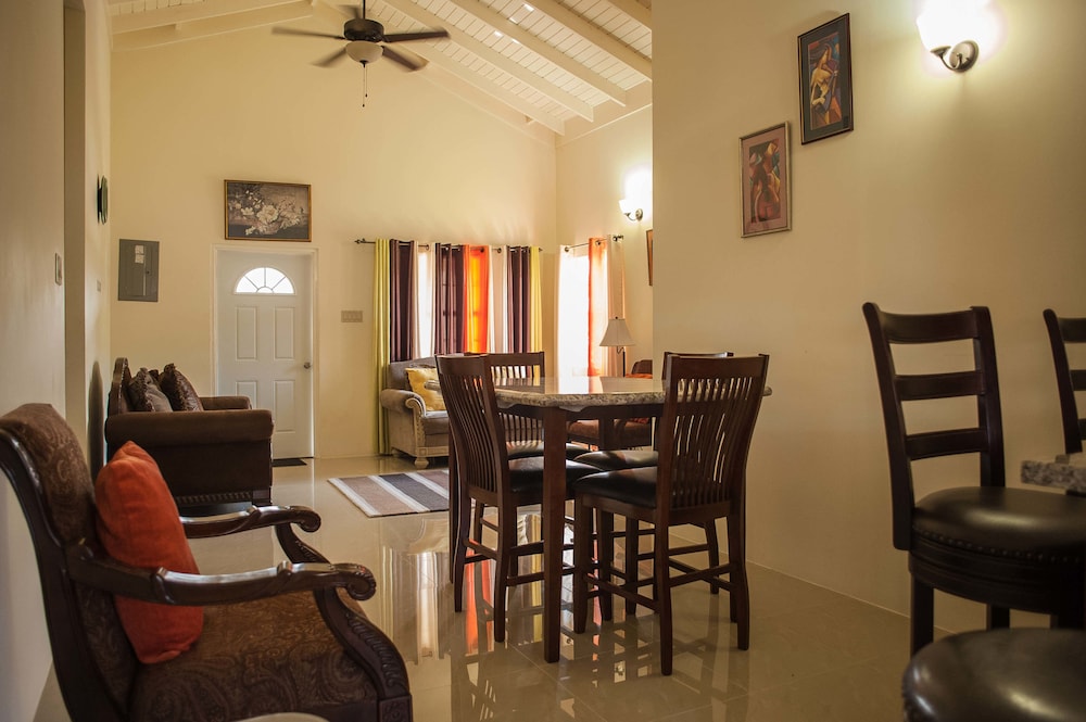 Pearl Island Cottage at Draxhall Country Club
