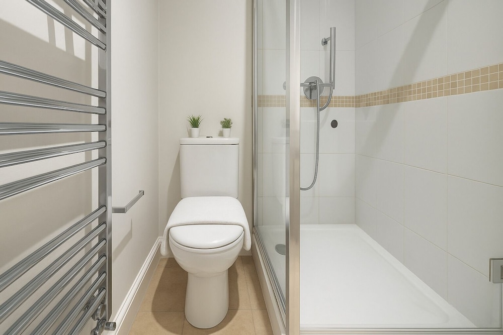 1 Bed Flat near Westfield