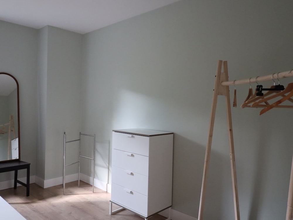 Quiet Infrared Sauna Retreat