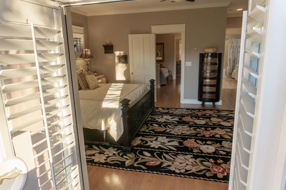 9 Rue Martine in Miramar Beach