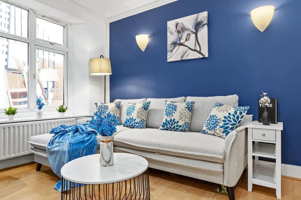Remarkable 2-bed Apartment in Central London