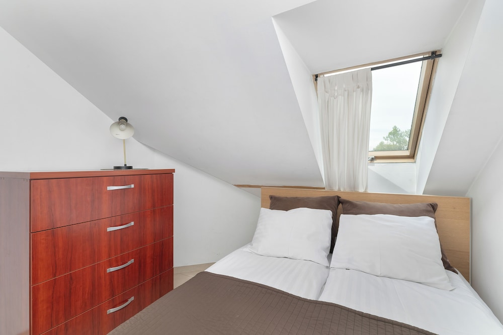 Apartment With Mountain View by Renters