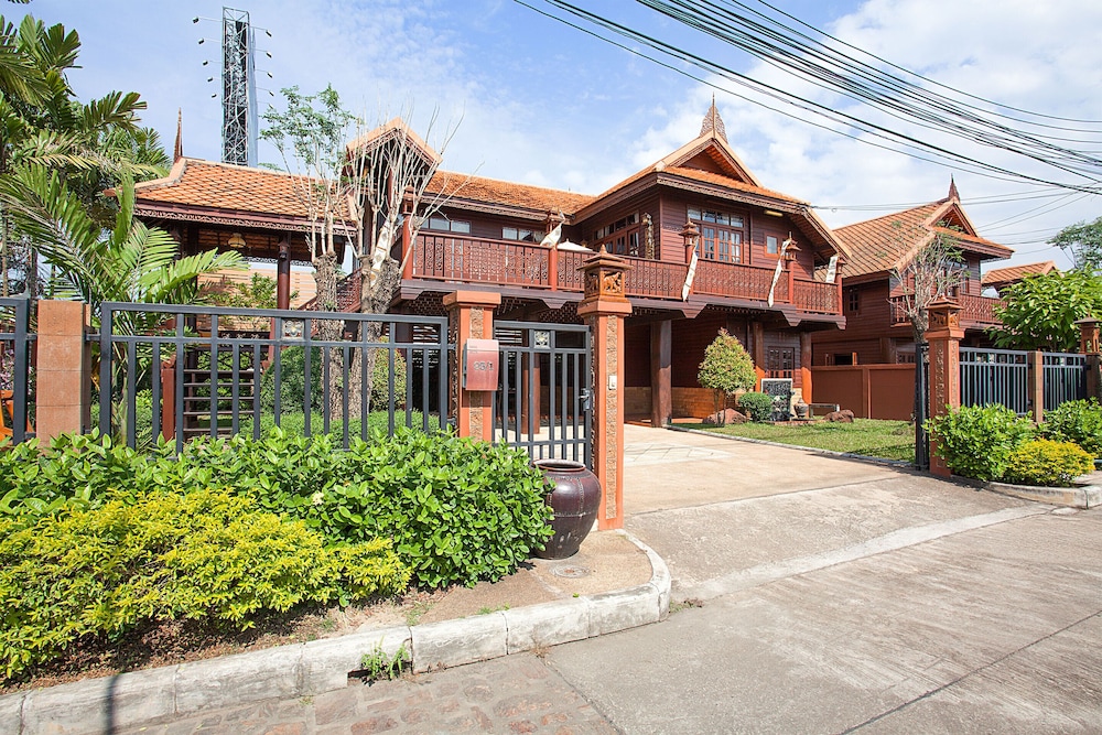 Baan Thai Lanna Pattaya