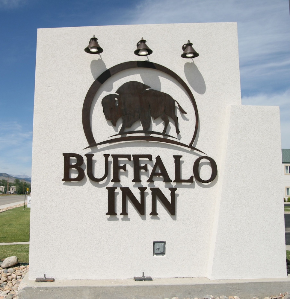 Buffalo Vacations - Buffalo Inn - Property Image 9