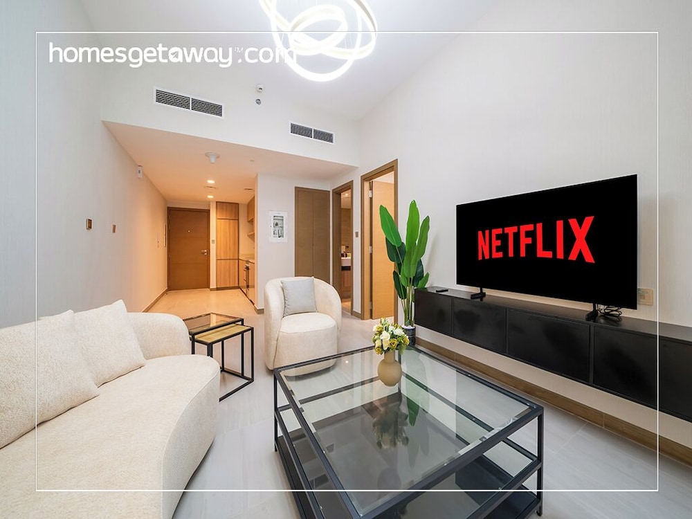 Indulge in Luxury 1BR Unit at Missoni Urban Oasis