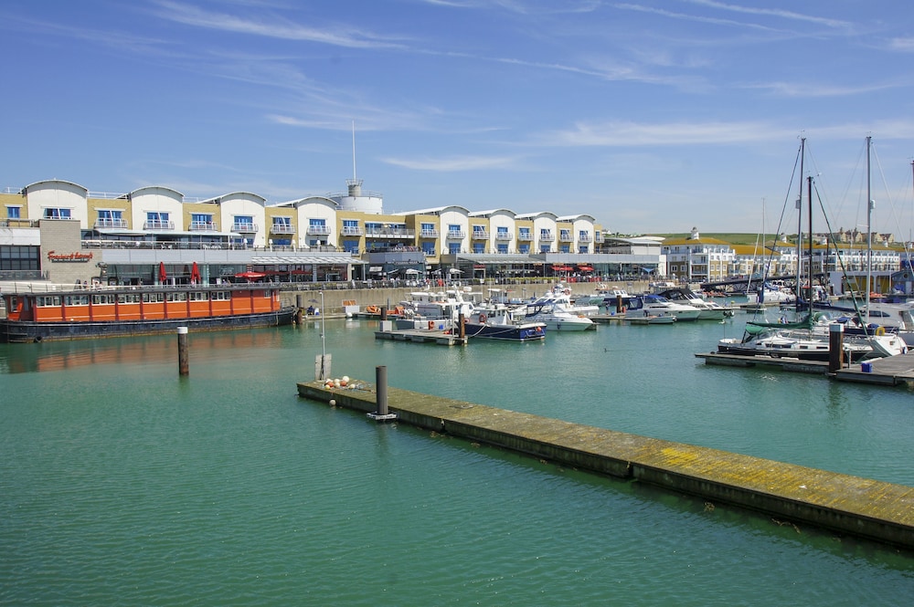 Britannia Harbour View Parking by Brighton Holiday Lets view 2