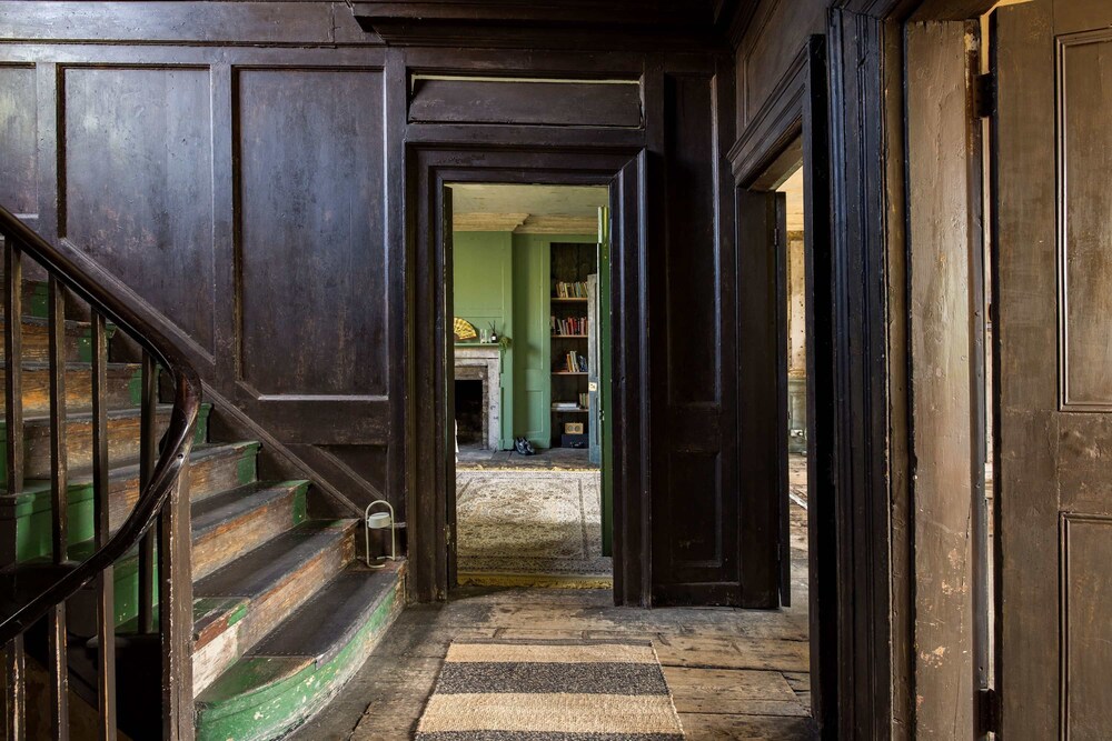 Extraordinary Grade Ii-listed Early Georgian Home