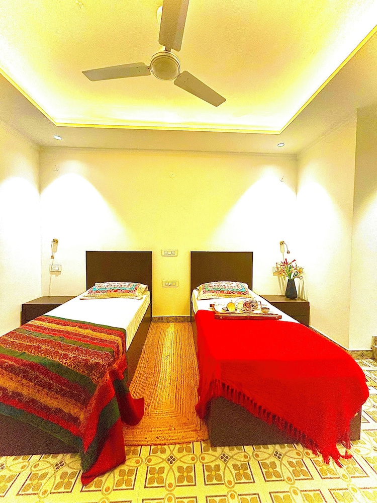 Grand Villa