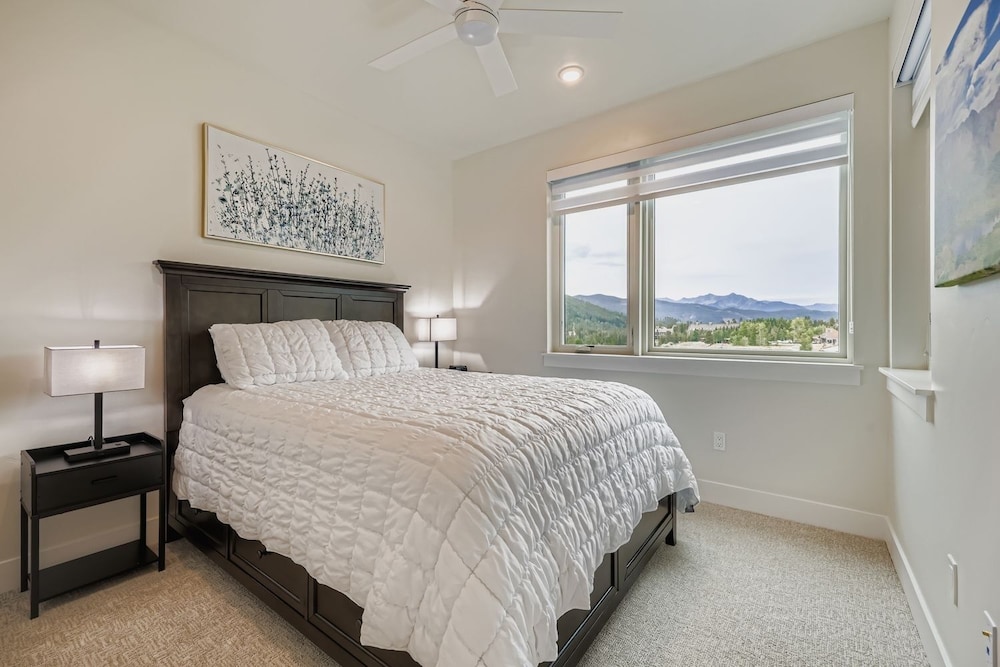305 Brightwood At Keystone 2 Bedroom Condo