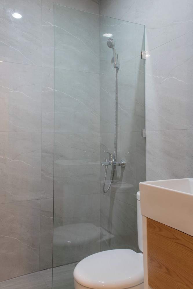 Azura Breeze Villas by Premier Hospitality Asia