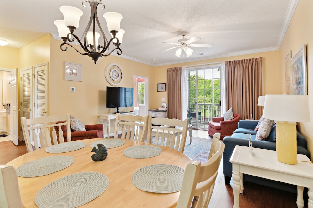 Havens On The Nine 2 Bedroom Condo
