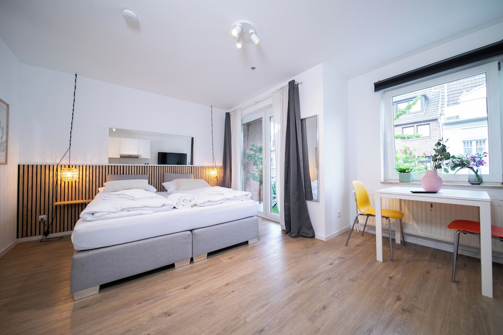 Favorite Stays - Neuss Furth
