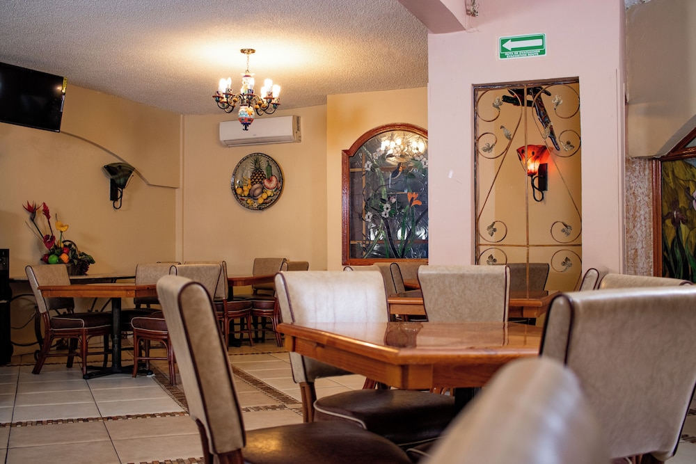 Los Cedros Hotel Inn Ciudad Juárez view 4