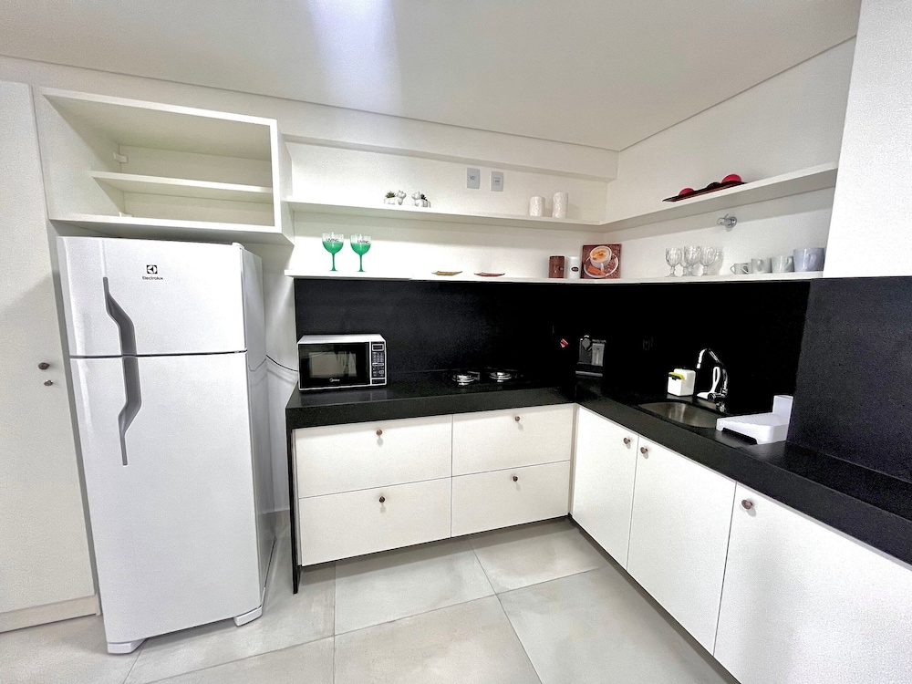 Hyde Park OCEANVIEW - by Living