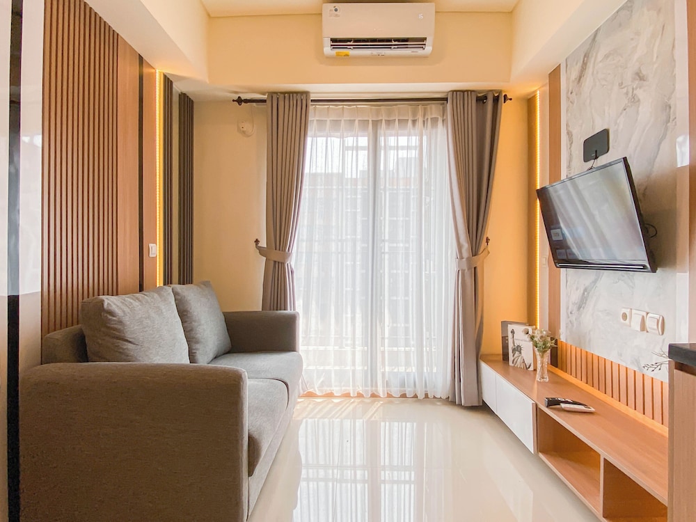 Homey And Modern 2Br At Meikarta Apartment
