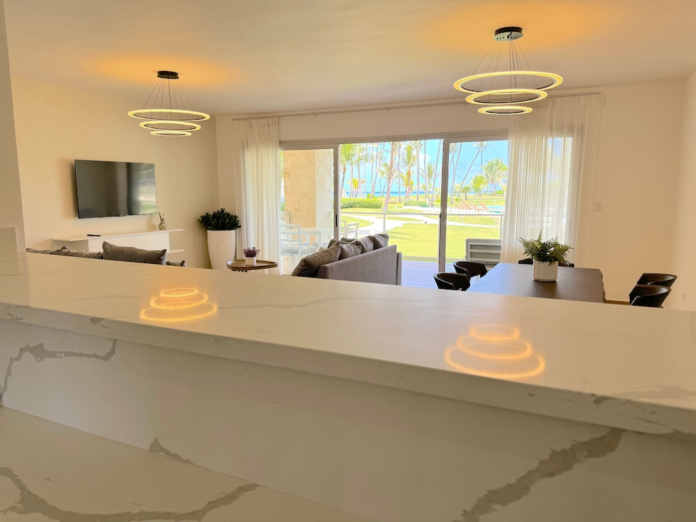 Playa Palmera Beach Front Apartments