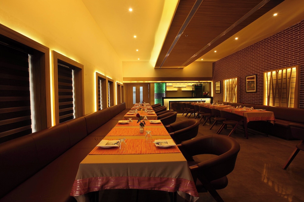VICTORY INN PARK RESIDENCY KUNNAMKULAM