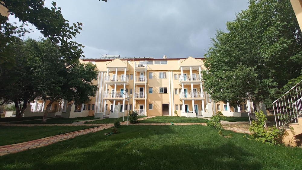 Mediterranean Apart Otel - Image 41