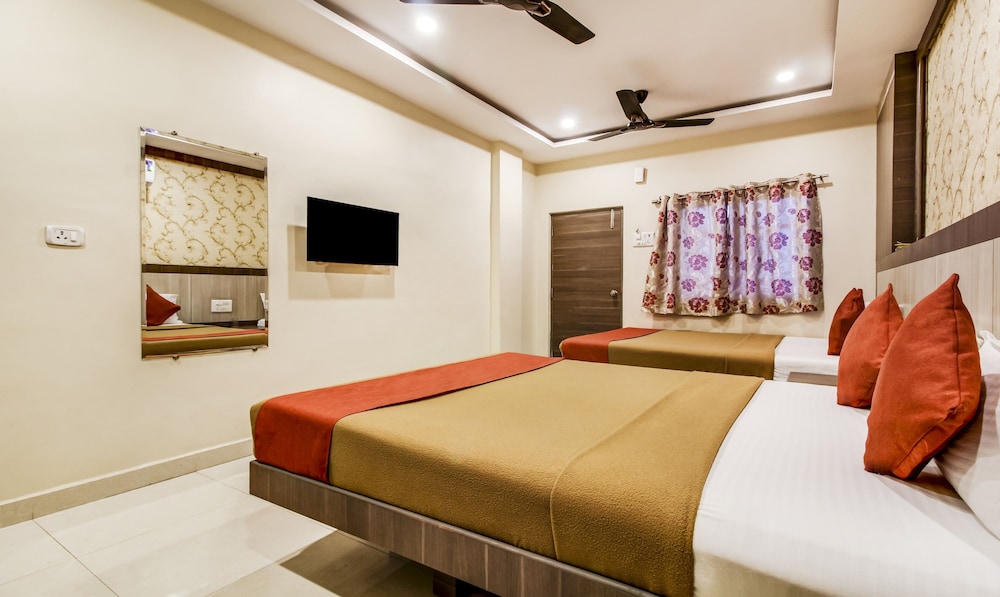 Hotel Neem Tree
