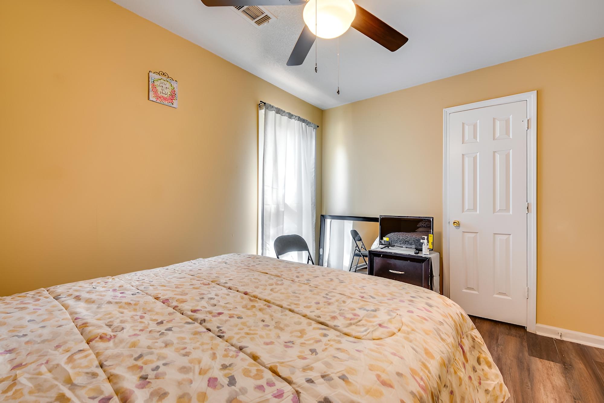 Lawrenceville Home ~ 35 Mi to Downtown Atlanta! view 4
