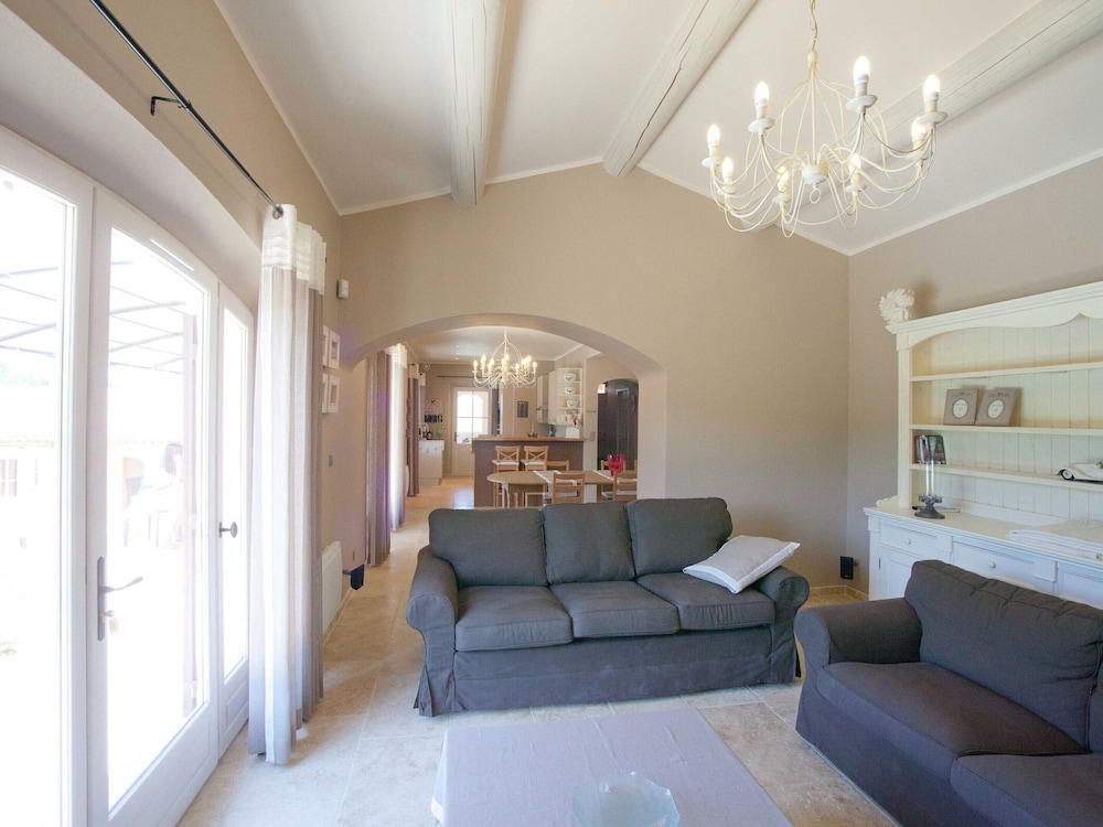 Luxury Villa in Provence With a Private Pool