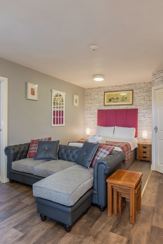 Rocklands Lodges