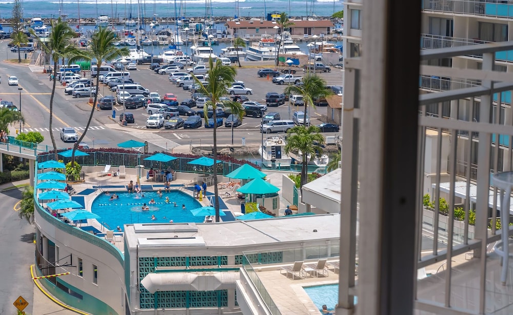 @ Marbella Lane - Cozy 2BR w/ Amazing Ocean Views