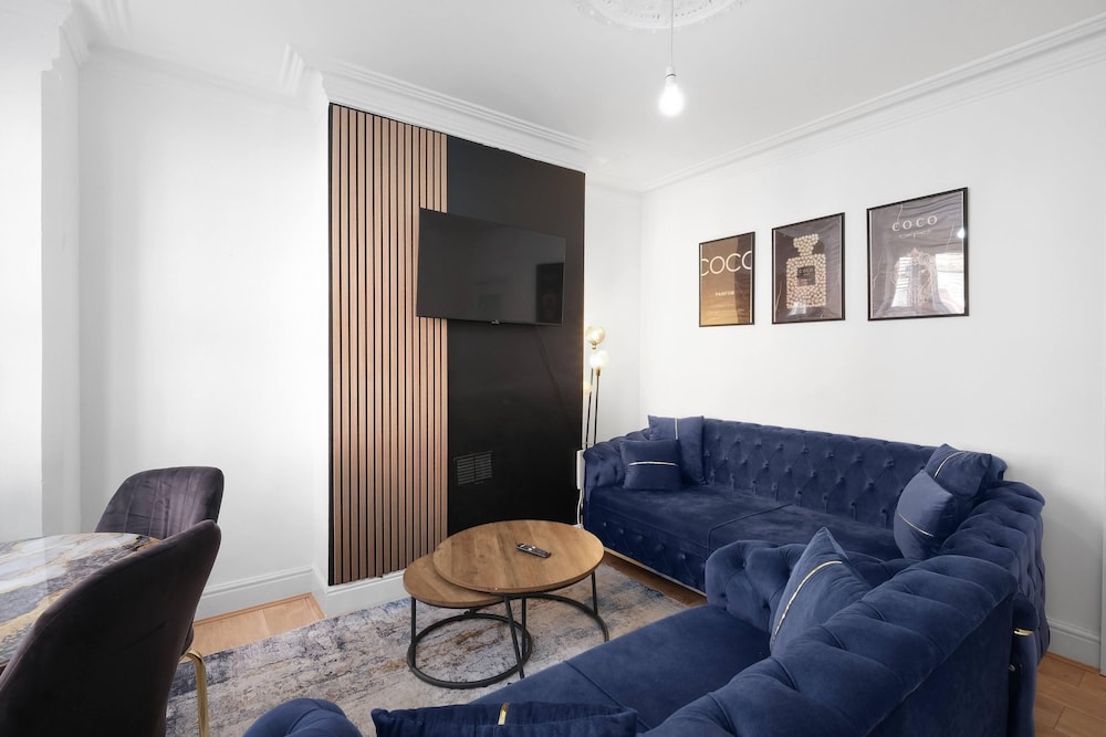 Radford 3 Bedroom and 1 Bathroom House