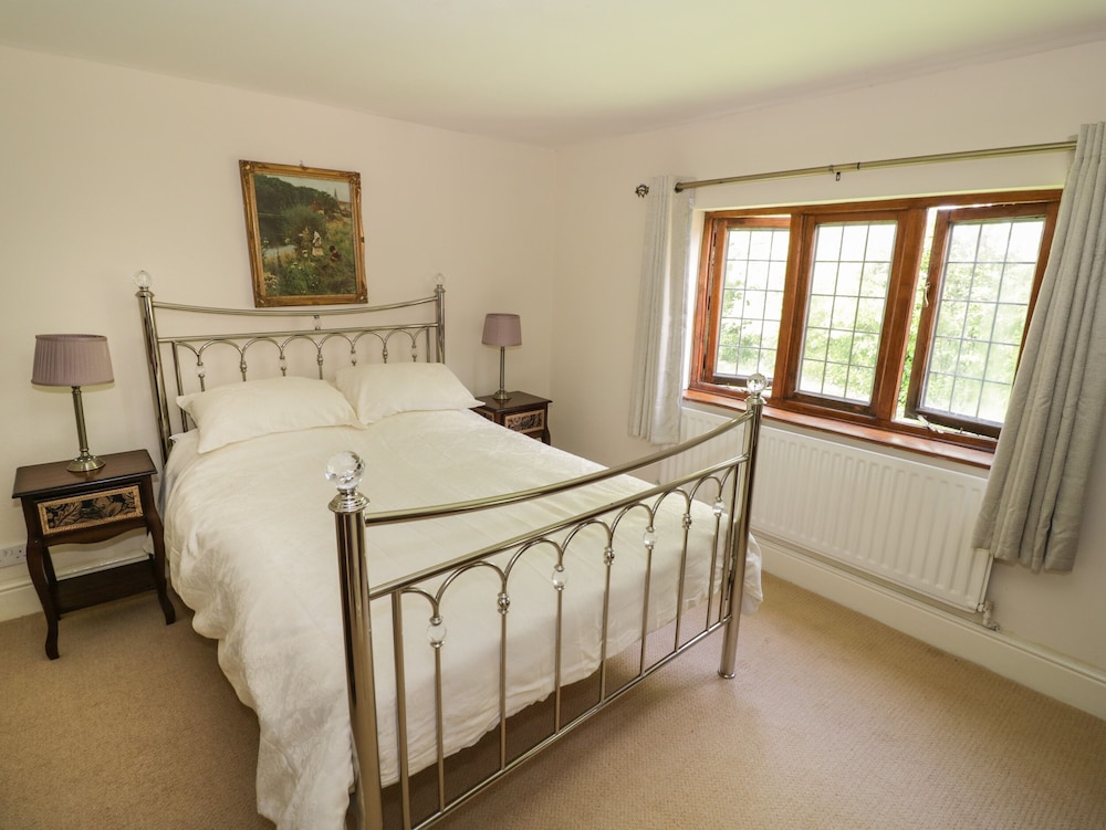 Rowlands House