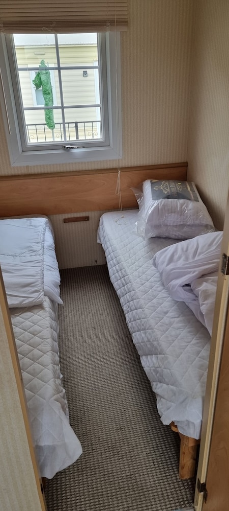 8 Berth Caravan Direct Beach Access view 2