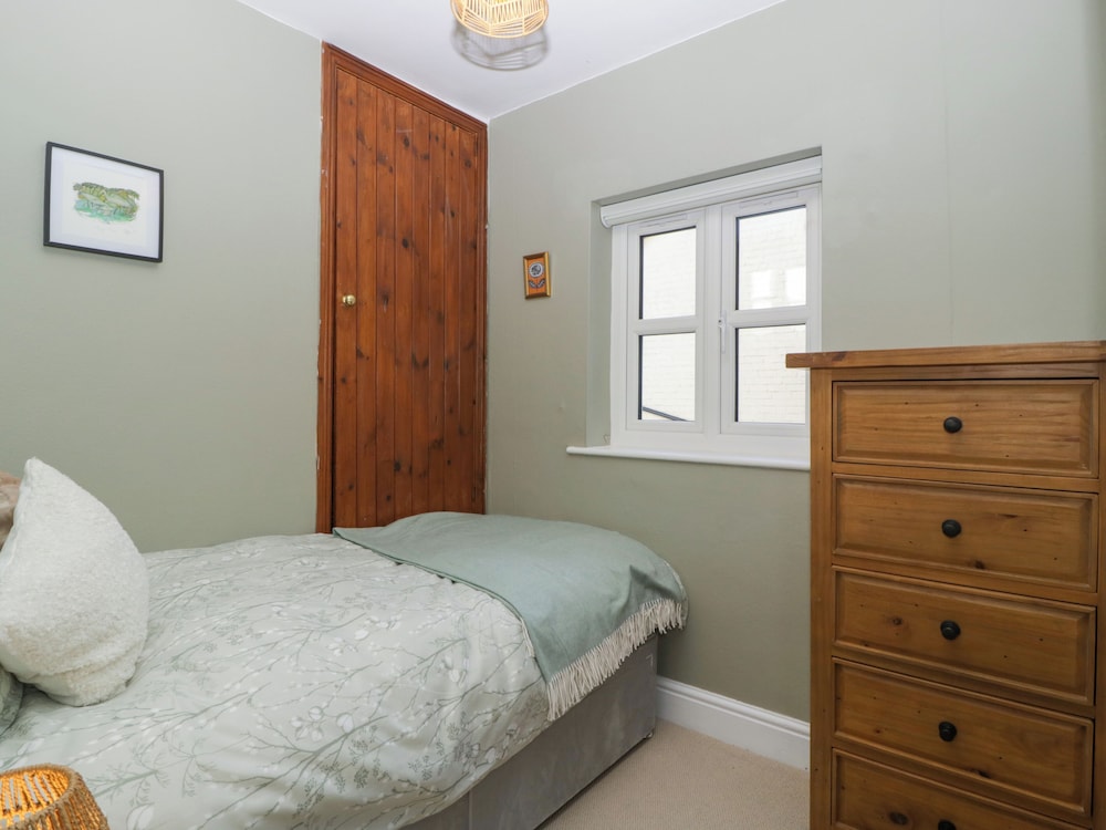 Holly Cottage
