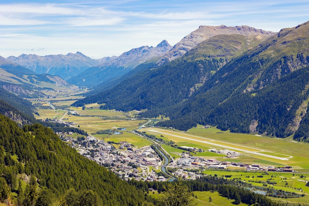 Maison Montagne in Samedan