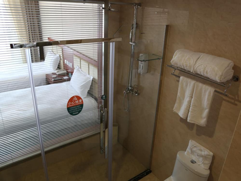 Greentree Inn Bus Station Business Hotel