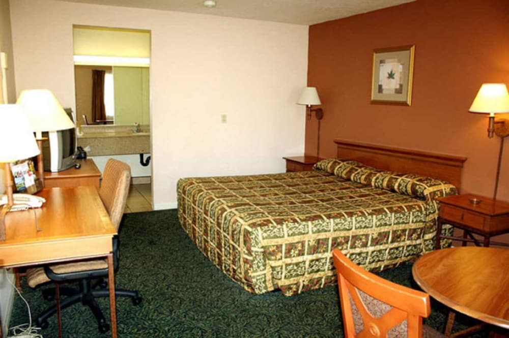 Escondido Lodge - Property Image 33