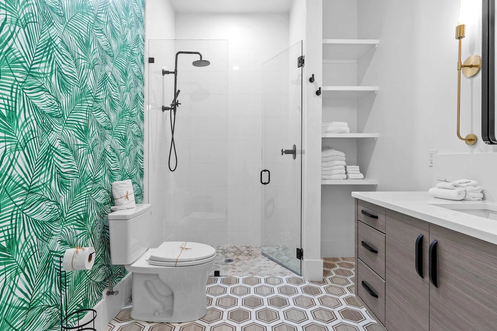30A Good Vibes by Avantstay Private Pool + Bikes Beach Access