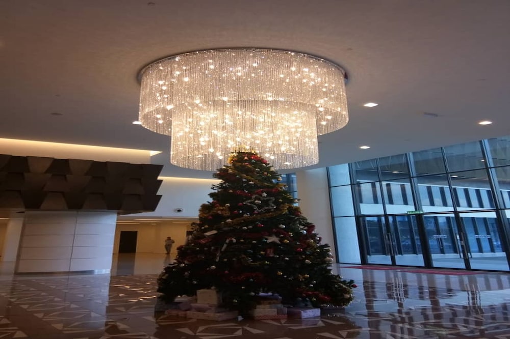 Trefoil @ Setia City Condotel