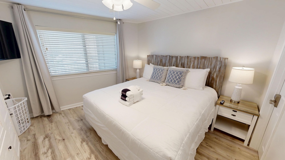 Mainsail 276 2 Bedroom Condo