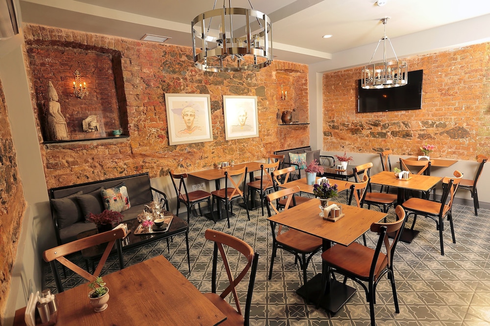 Ferman Pera - Image 77