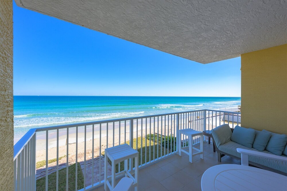 Unit 203 Aruba - 3 Bedroom Ocean Front