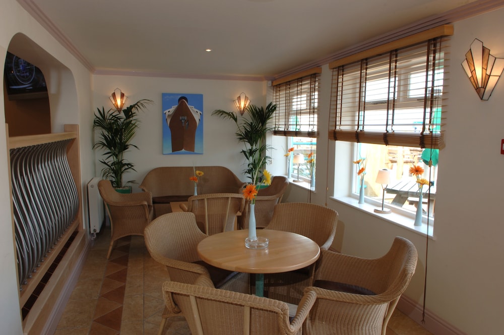 Bideford Vacations - The Waterfront Inn - Property Image 4