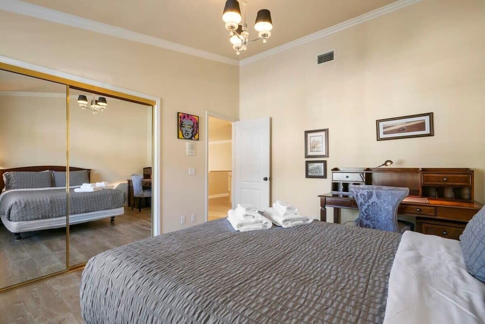 @ Marbella Lane - Captivating Home W/pool