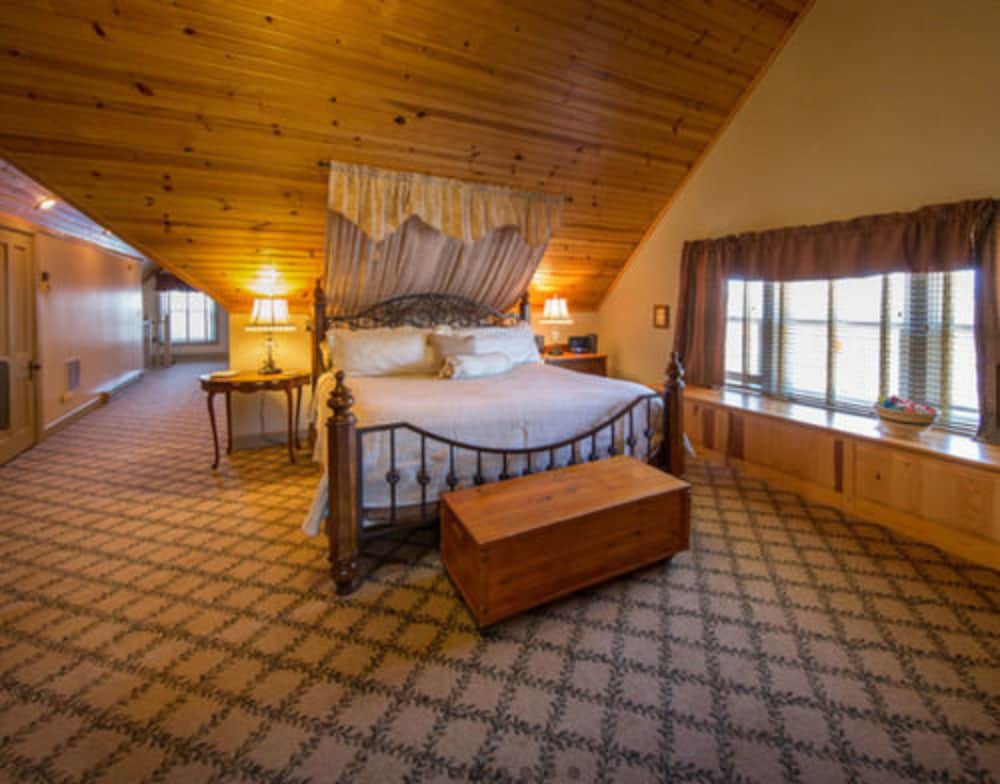 McConnell Inn
